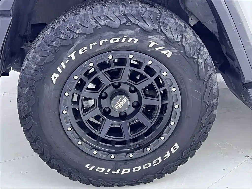 Tank 300 2021 Off-Road Version 2.0T Conqueror купить на сайте DeffCars