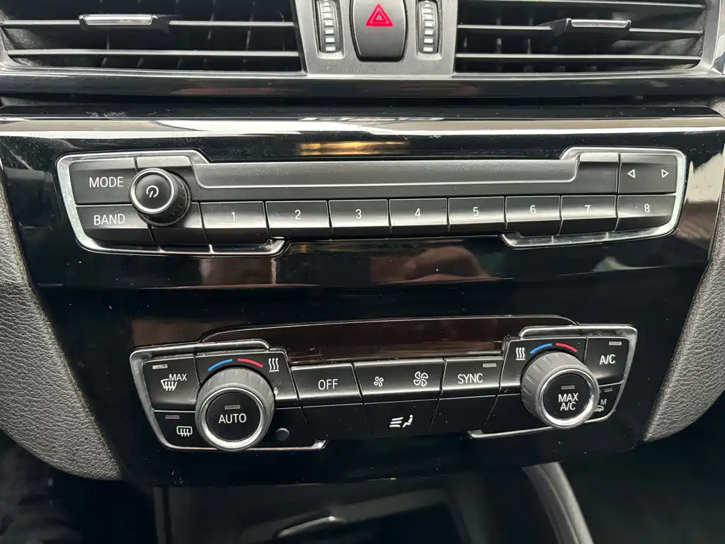 BMW X1 2018 sDrive18Li Fashion Model купить на сайте DeffCars
