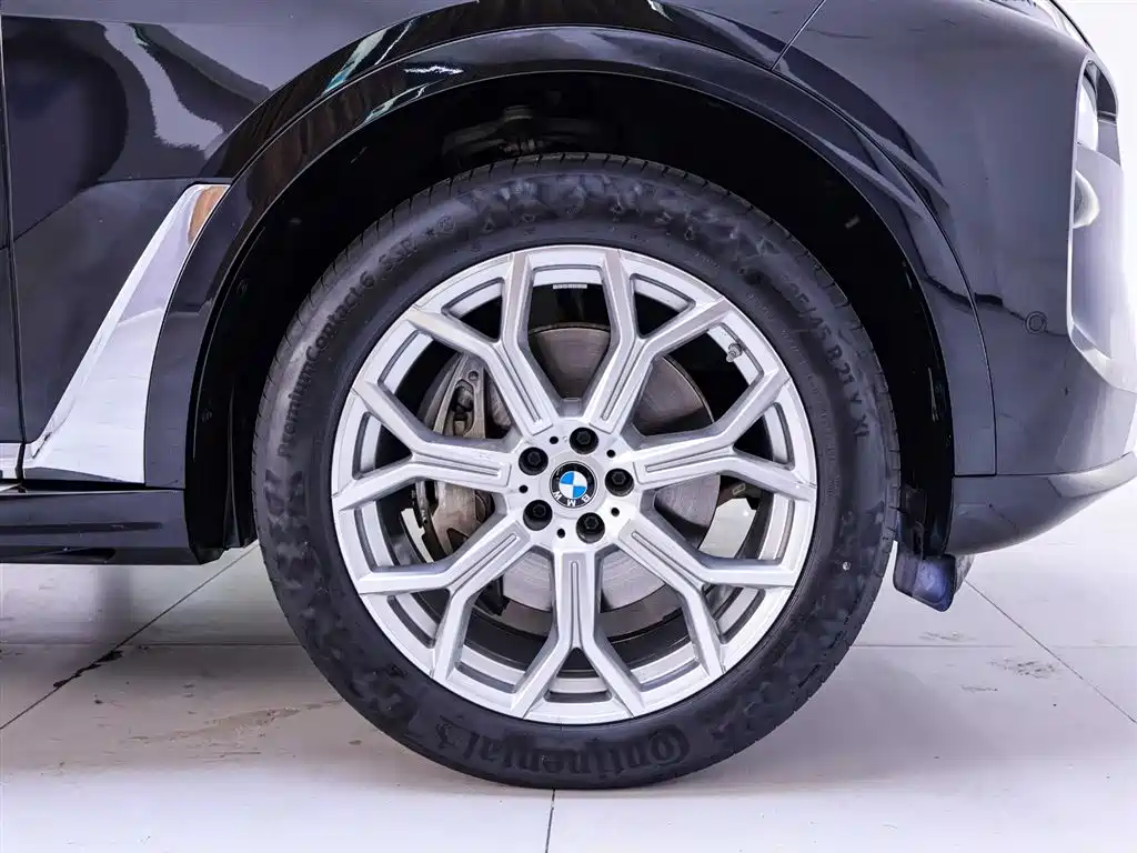BMW X7 2023 xDrive40i Leading Luxury Package купить на сайте DeffCars