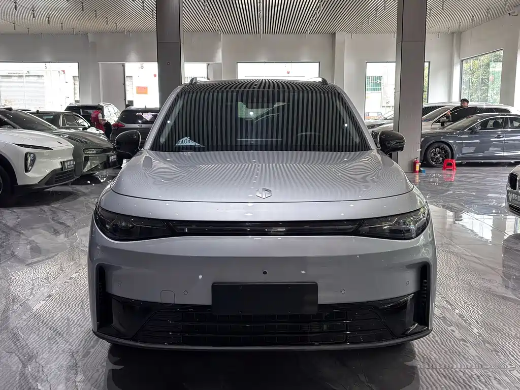 C16 2024 Pure Electric 520 Exclusive Edition купить на сайте DeffCars