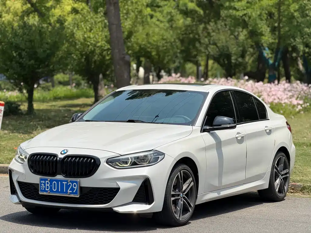 BMW 1 Series 2022 125i M Sports Night Edition купить на сайте DeffCars