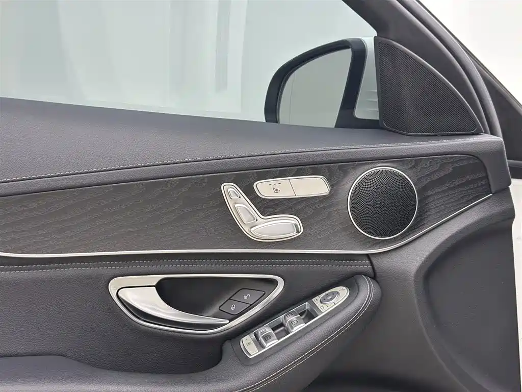 Mercedes-Benz C-Class 2018 C 200 L Sports Edition купить на сайте DeffCars