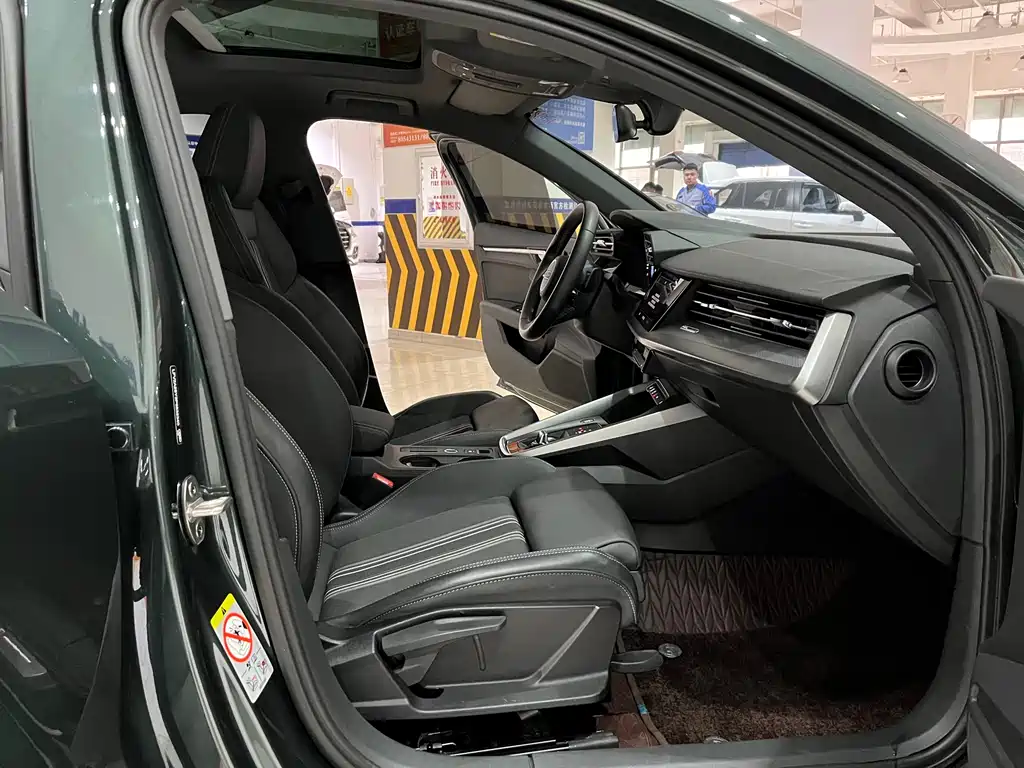 Audi A3 2023 facelift A3L Limousine 35 TFSI fashionable and sporty купить на сайте DeffCars
