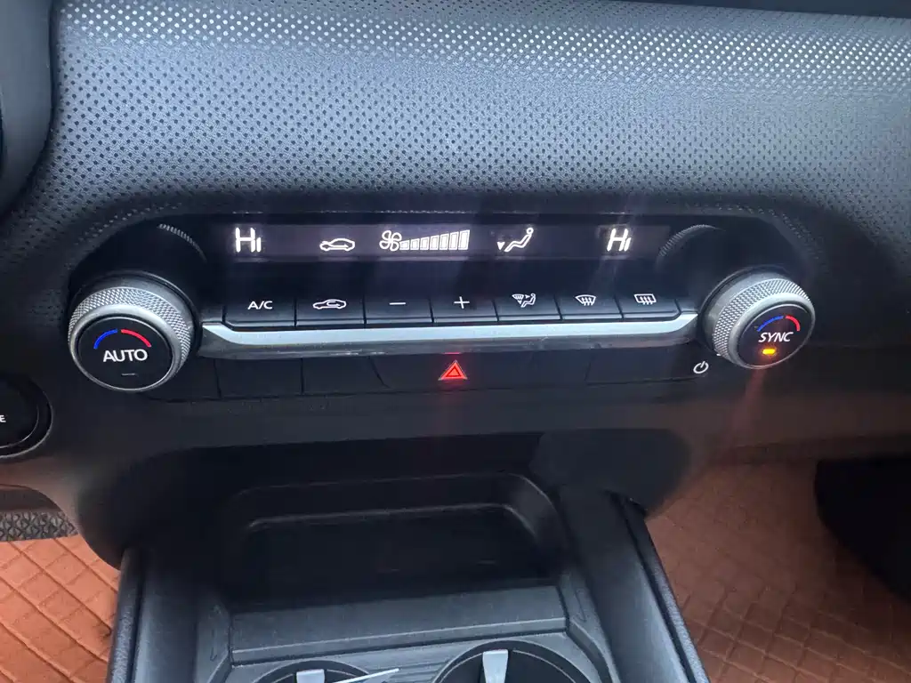Mazda CX-50 Xingye 2023 2.0L Leading Edition купить на сайте DeffCars