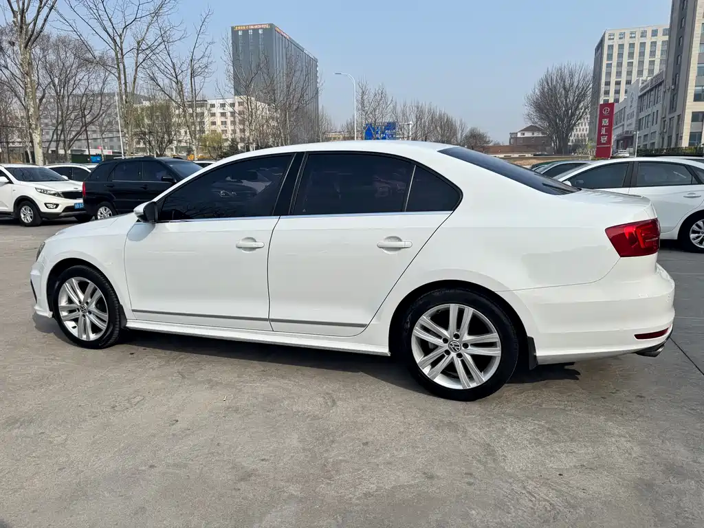 Sagitar 2018 280TSI DSG Dynamic Edition купить на сайте DeffCars