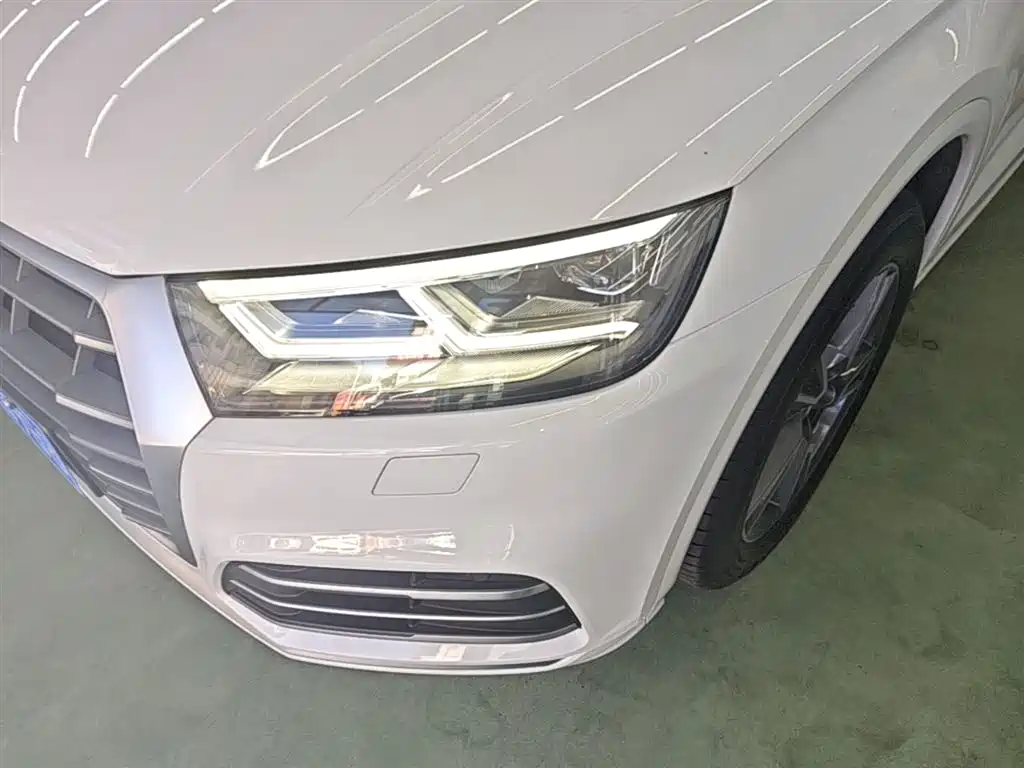 Audi Q5L 2020 facelift 40 TFSI enjoys fashionable style купить на сайте DeffCars