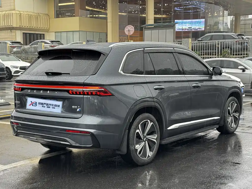 Xingyue L 2022 1.5T Thor Hi·F petrol-electric hybrid version Super Speed купить на сайте DeffCars
