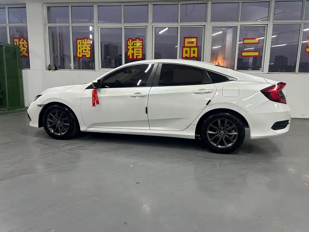 Civic 2019 180TURBO CVT Sports Edition National VI купить на сайте DeffCars