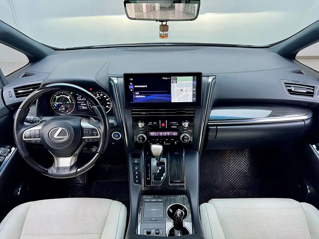 Lexus LM 2020 300h seven-seater elegant version купить на сайте DeffCars