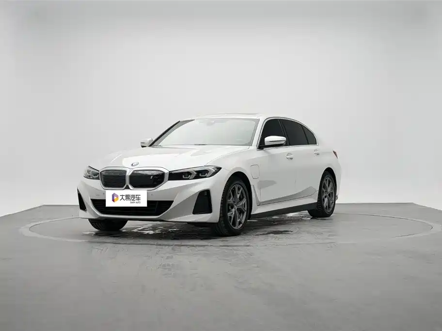 BMW i3 2022 eDrive 35 L купить на сайте DeffCars