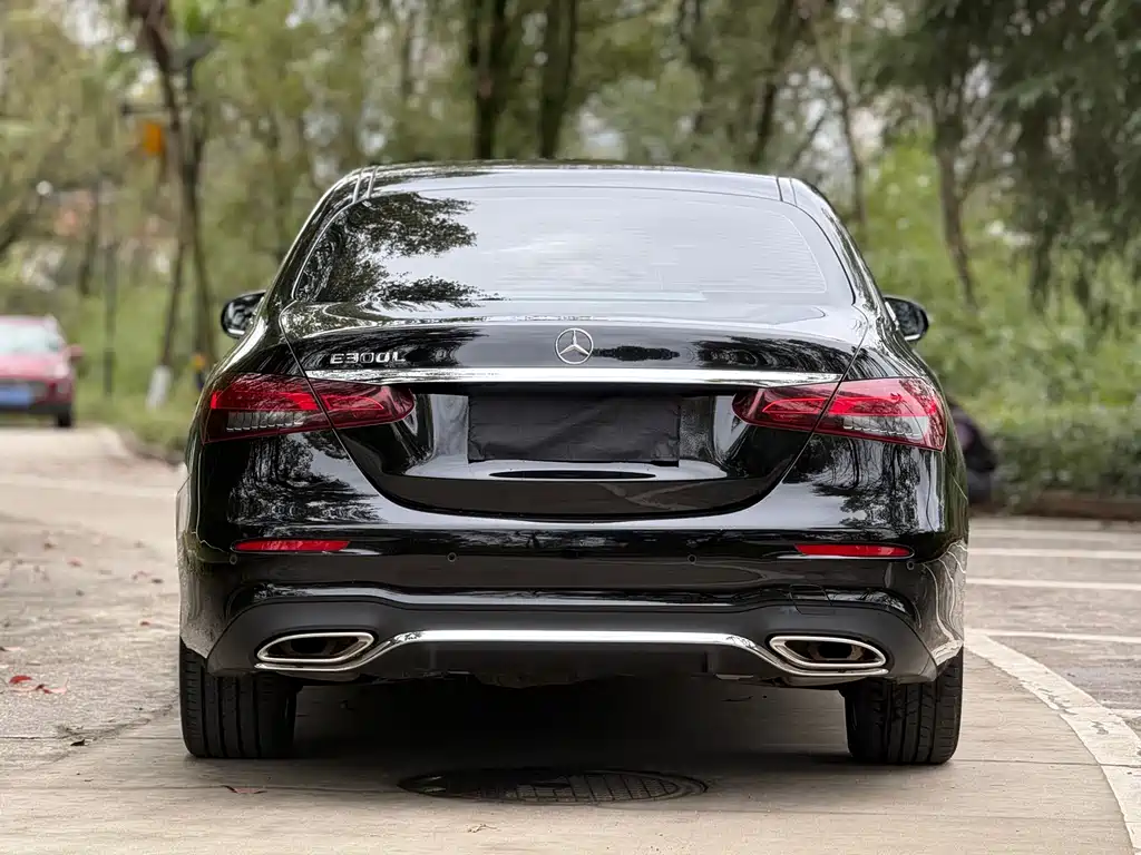 Mercedes-Benz E-Class 2022 E 300 L Luxury Model купить на сайте DeffCars