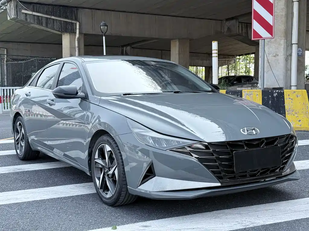 Elantra 2021 1.5L CVT LUX Premium Edition купить на сайте DeffCars