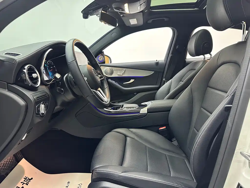 Mercedes-Benz GLC coupe 2022 facelift GLC 260 4MATIC coupe SUV купить на сайте DeffCars