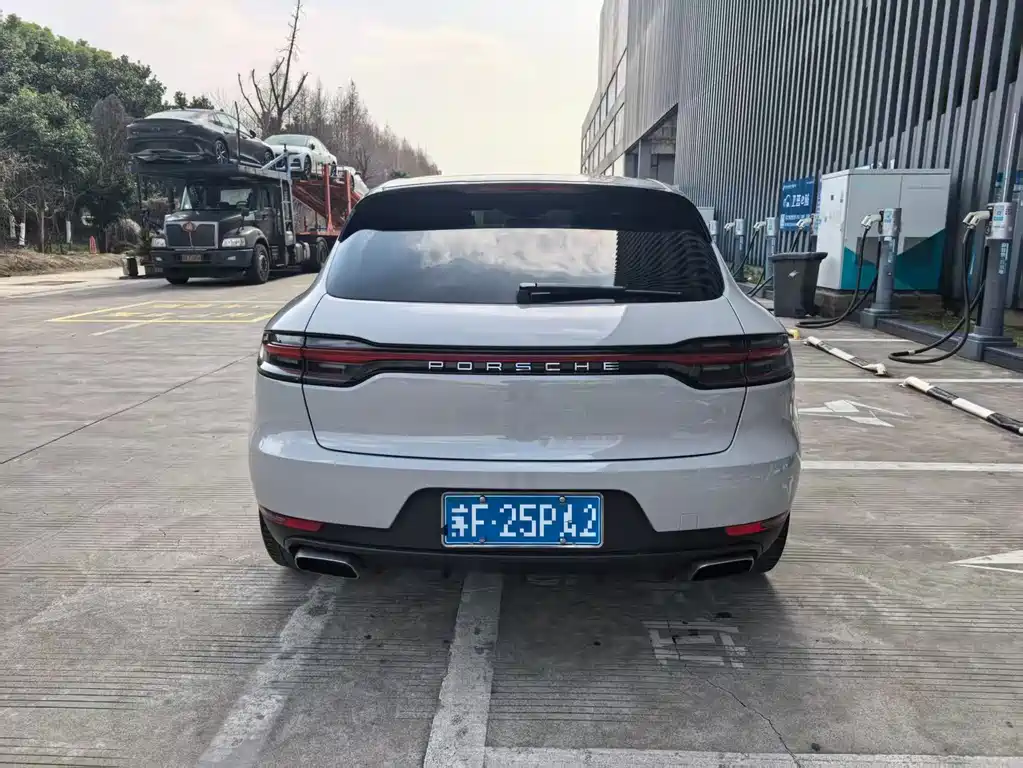 Macan 2021 Macan 2.0T купить на сайте DeffCars