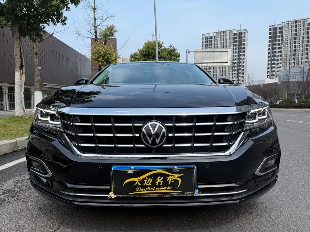 Passat 2020 330TSI Deluxe Edition National VI купить на сайте DeffCars