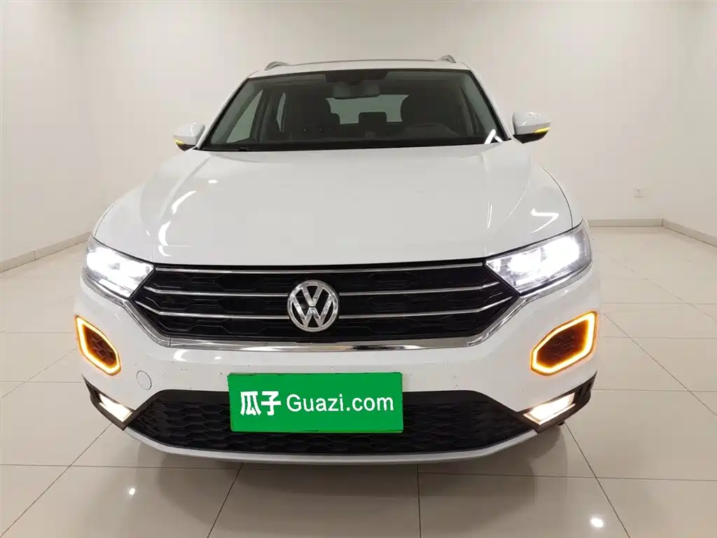 T-ROC 2020 280TSI DSG two-wheel drive comfort model купить на сайте DeffCars