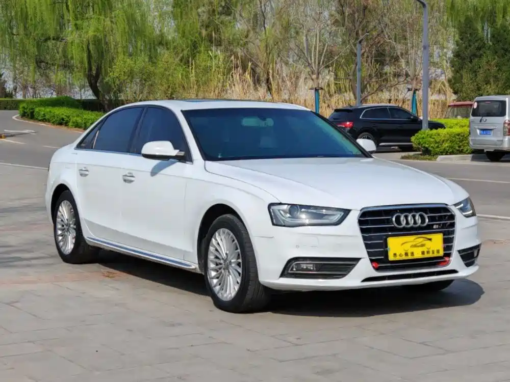 Audi A4L 2016 35 TFSI Collector's Edition Automatic Standard купить на сайте DeffCars
