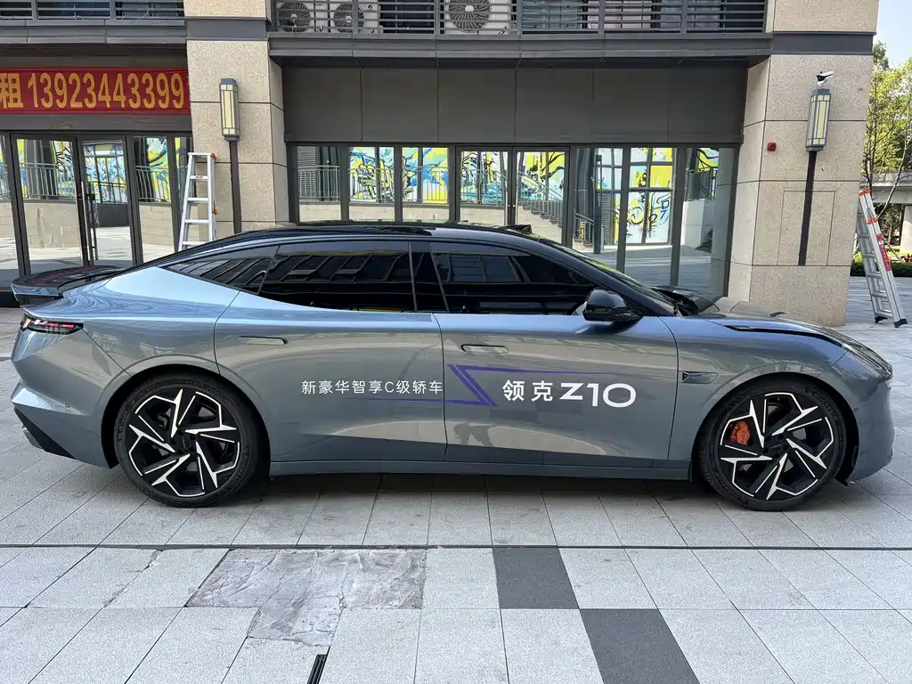 Lynk & Co Z10 2025 95kWh 702km four-wheel drive Halo купить на сайте DeffCars