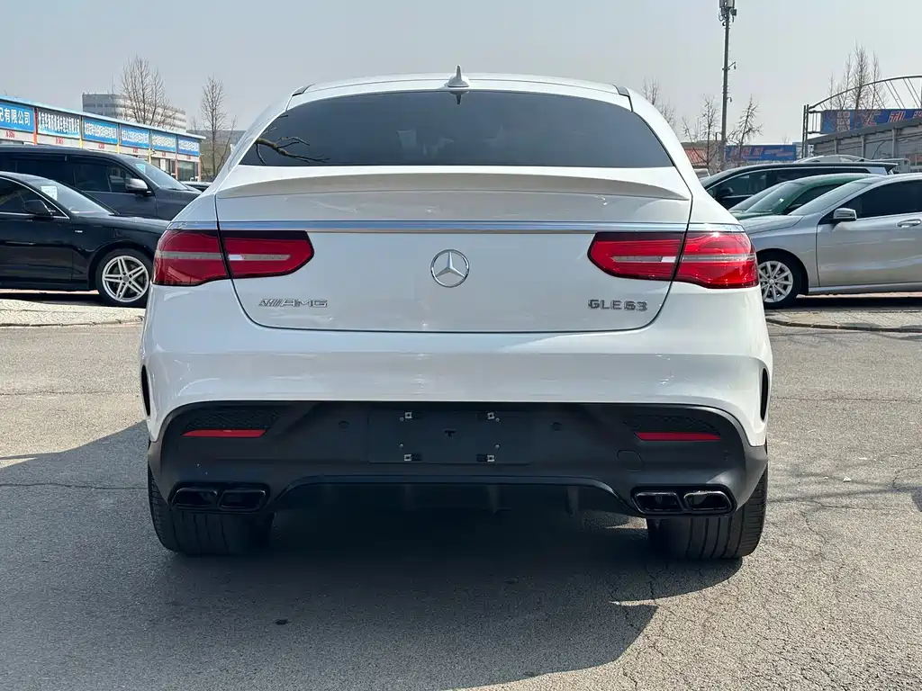 Mercedes-Benz GLE Coupe AMG 2015 AMG GLE 63 4MATIC Coupe SUV купить на сайте DeffCars