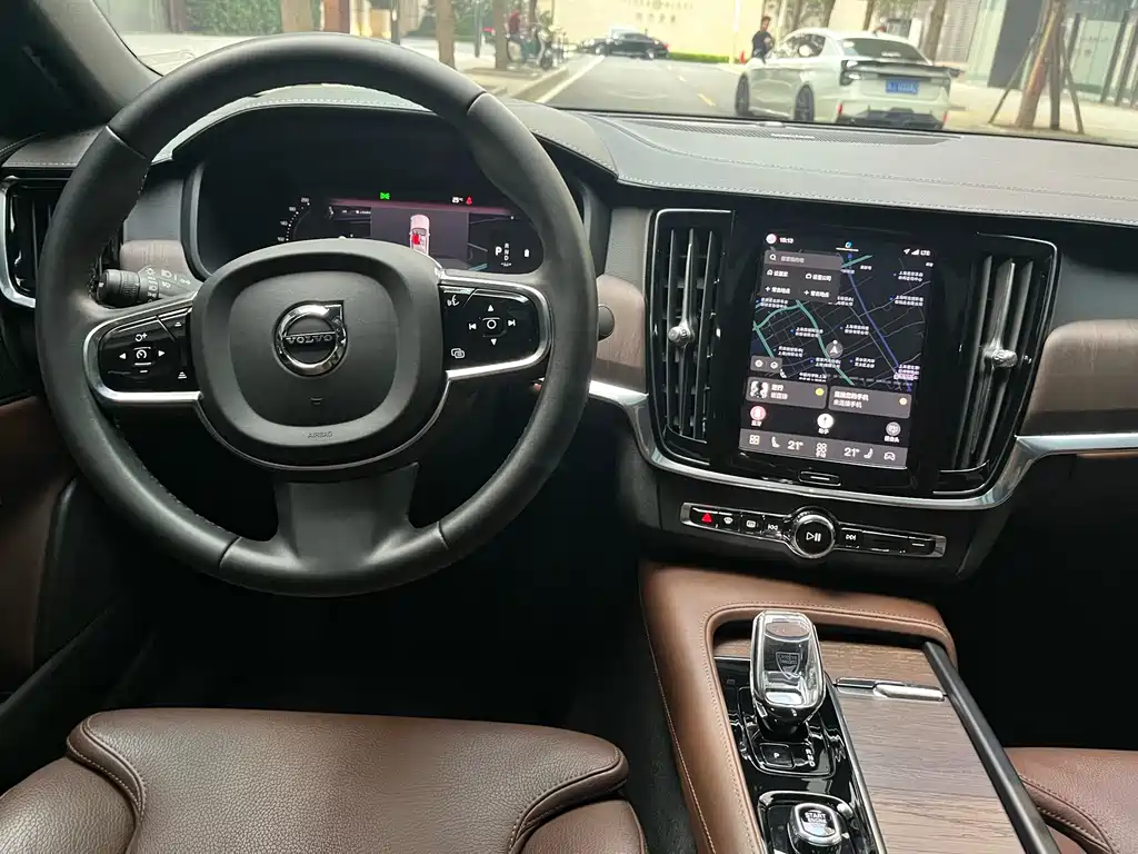 Volvo S90 2023 B5 Zhiyuan Luxury Edition купить на сайте DeffCars
