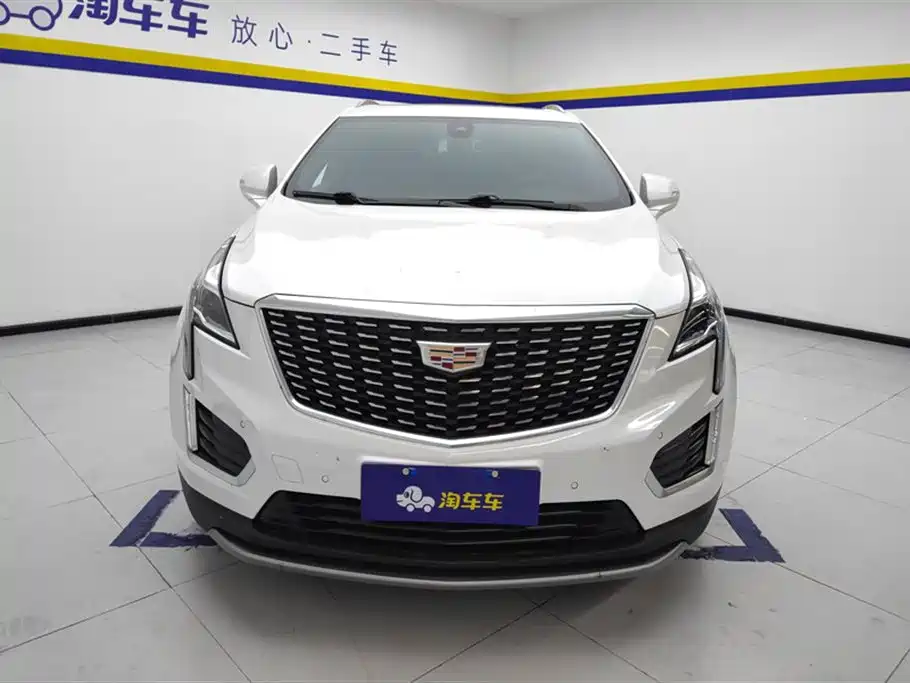 Cadillac XT5 2023 2.0T two-wheel drive fashion model купить на сайте DeffCars