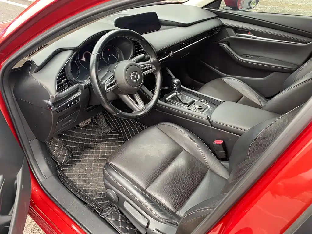 Mazda3 Angkesela 2020 2.0L Automatic Premium Edition купить на сайте DeffCars