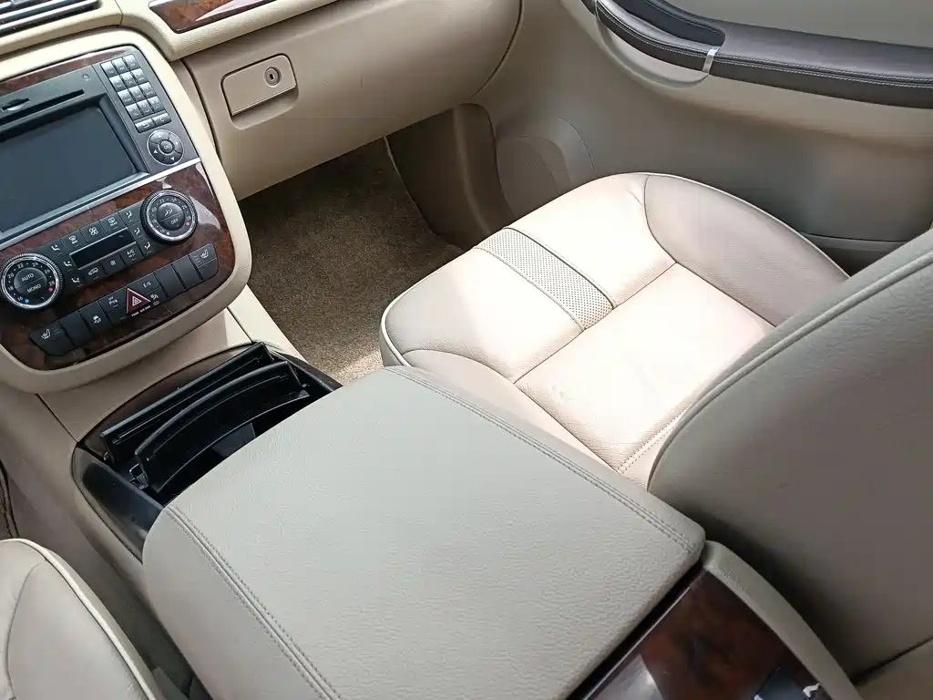 Mercedes-Benz R-Class 2011 R 350 L 4MATIC купить на сайте DeffCars