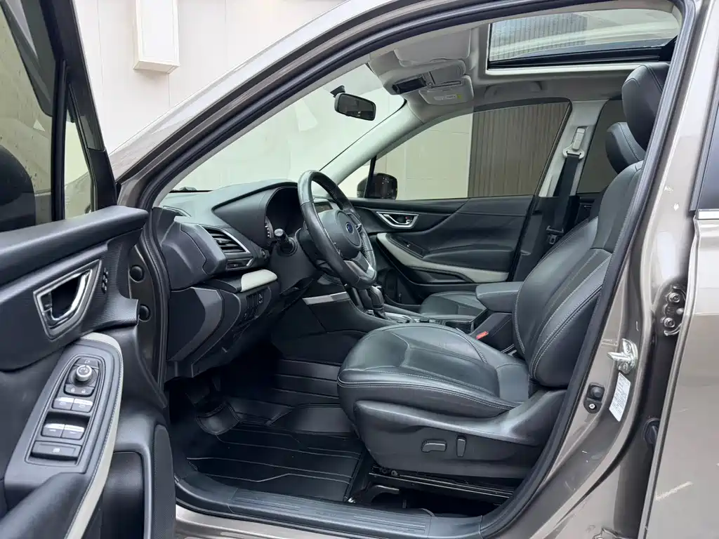 Forester 2022 2.0i AWD Deluxe Edition EyeSight купить на сайте DeffCars
