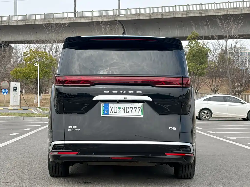 Denza D9 2022 DM-i 970 four-wheel drive flagship model купить на сайте DeffCars