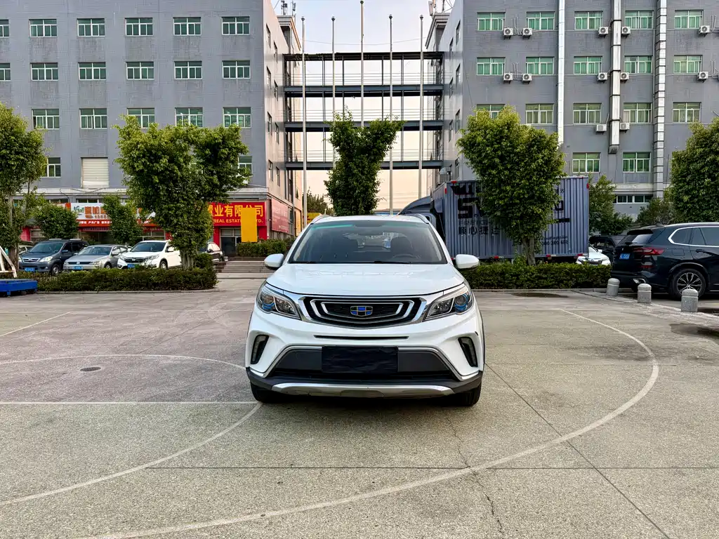 Vision X3 2017 1.5L automatic premium model купить на сайте DeffCars