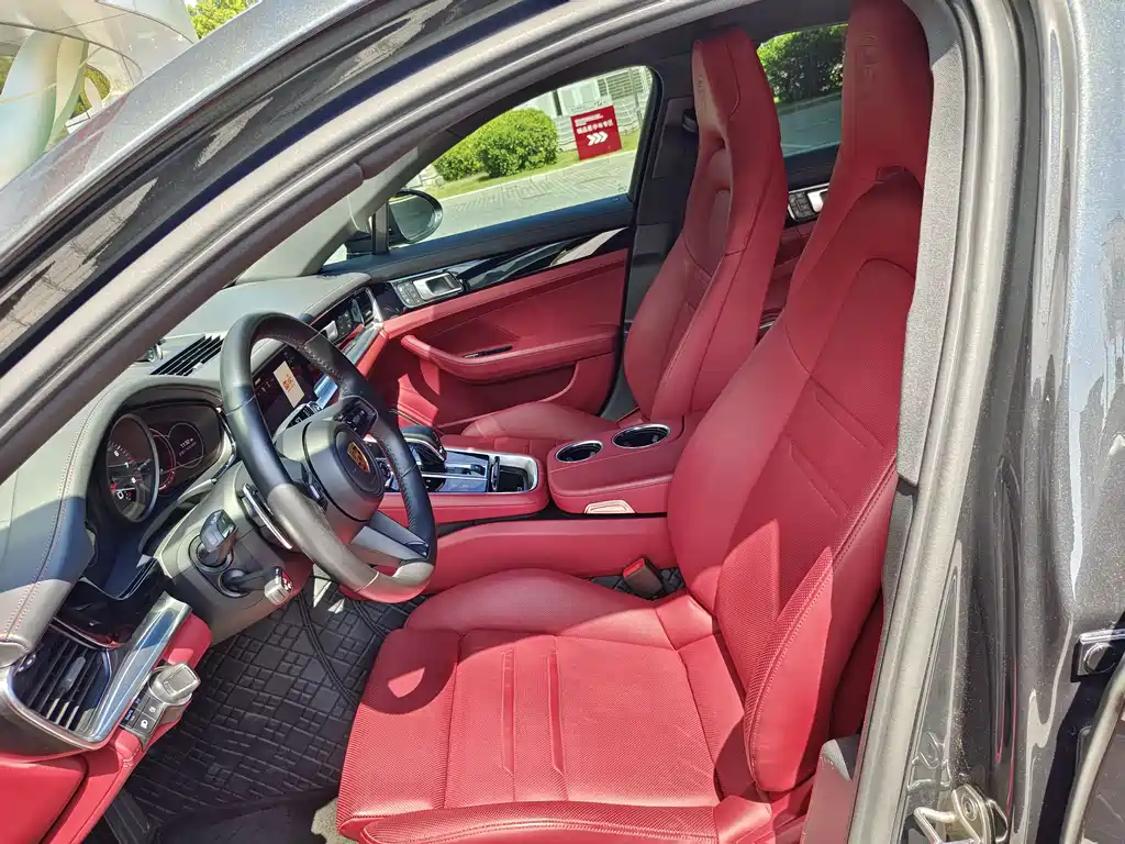 Panamera 2023 Panamera Executive Extended Platinum Edition 2.9T купить на сайте DeffCars