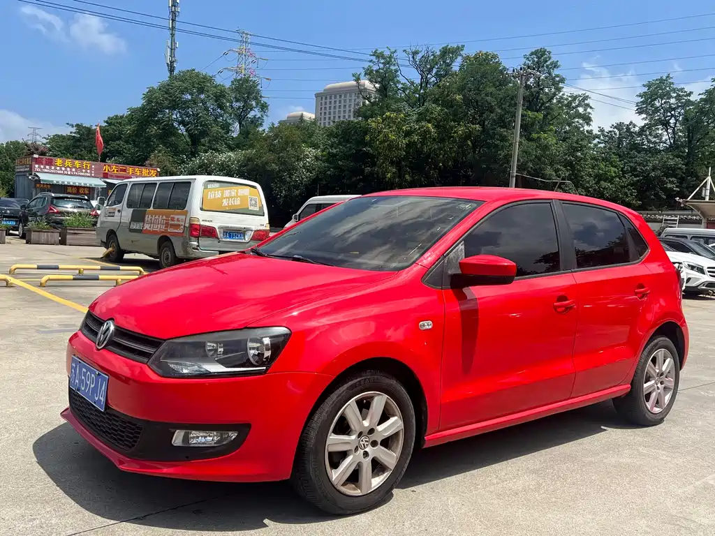 Polo 2013 1.6L automatic comfort version купить на сайте DeffCars