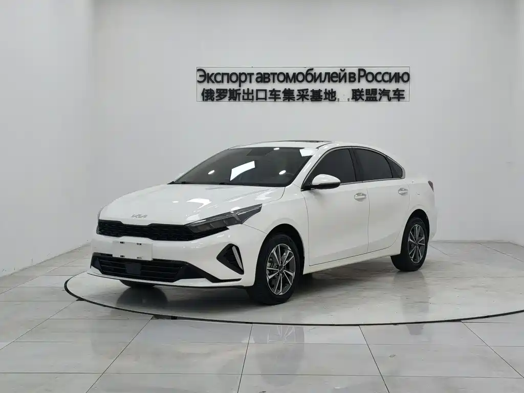 Kia K3 2023 1.5L CVT Deluxe Edition купить на сайте DeffCars