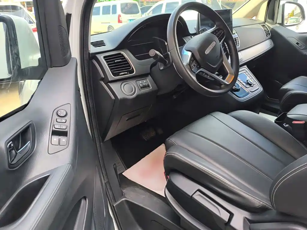 Maxus G20 2023 facelift ES 2.0T gasoline automatic value version купить на сайте DeffCars