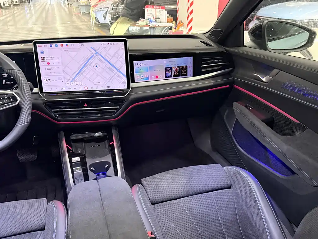 Passat 2025 Pro 380TSI Star Dragon Edition купить на сайте DeffCars