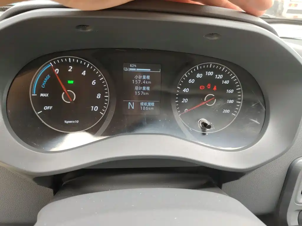 Wuling Yangguang 2024 300km Comfort Bus Version 75kW купить на сайте DeffCars