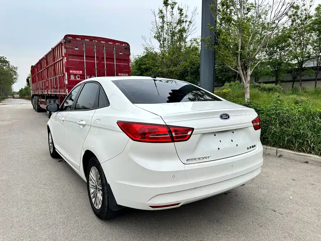 Forex 2015 1.5L automatic comfort model купить на сайте DeffCars