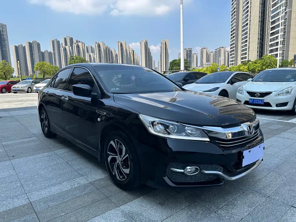 Accord 2016 2.0L Elite Edition купить на сайте DeffCars