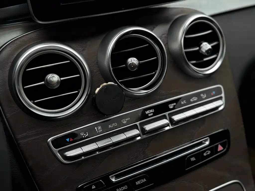 Mercedes-Benz GLC 2016 GLC 300 4MATIC Dynamic купить на сайте DeffCars