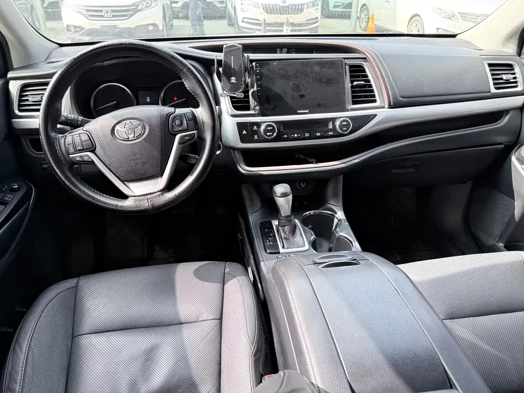Highlander 2017 2.0T four-wheel drive luxury version 7 seats купить на сайте DeffCars