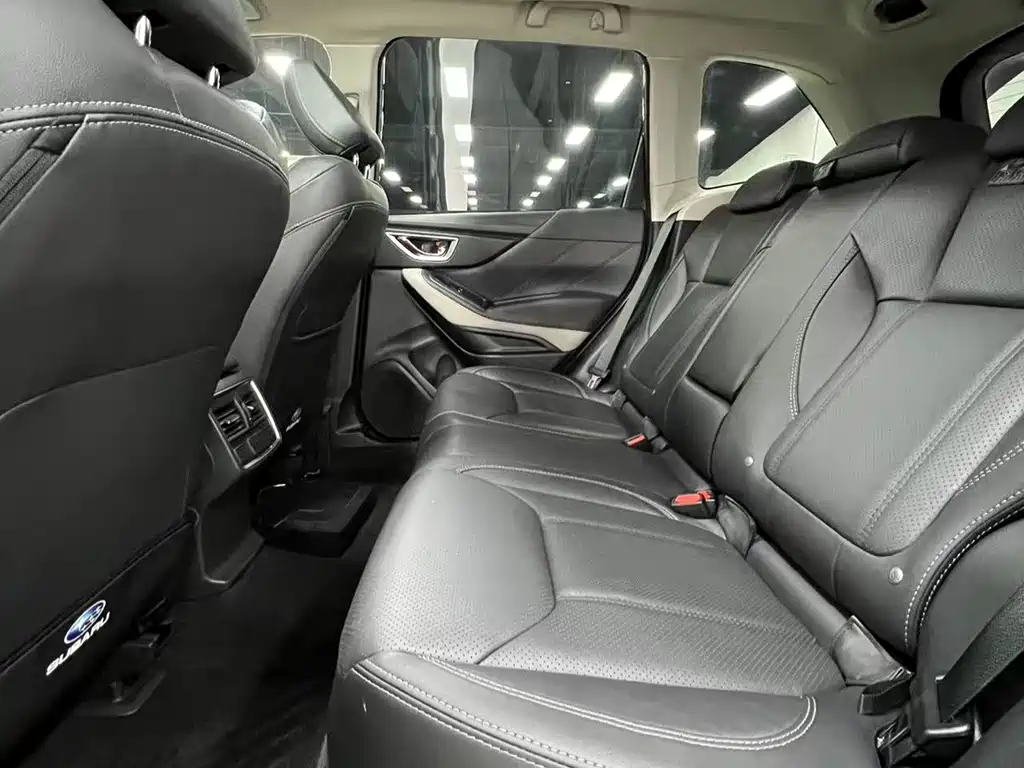 Forester 2022 2.0i AWD Deluxe Edition EyeSight купить на сайте DeffCars