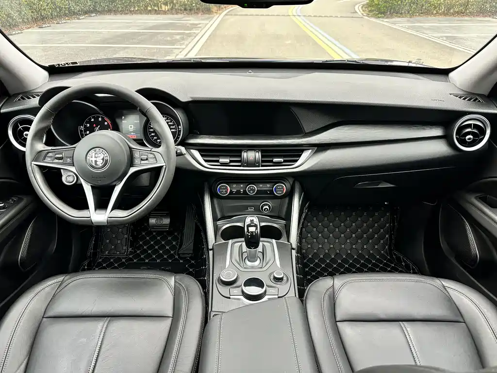 Stelvio 2017 2.0T 200HP Elite Edition купить на сайте DeffCars
