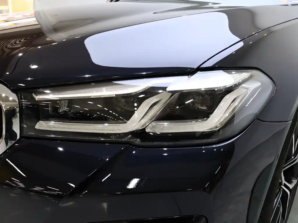 BMW 5 Series 2021 530Li Exclusive M Sports Package купить на сайте DeffCars