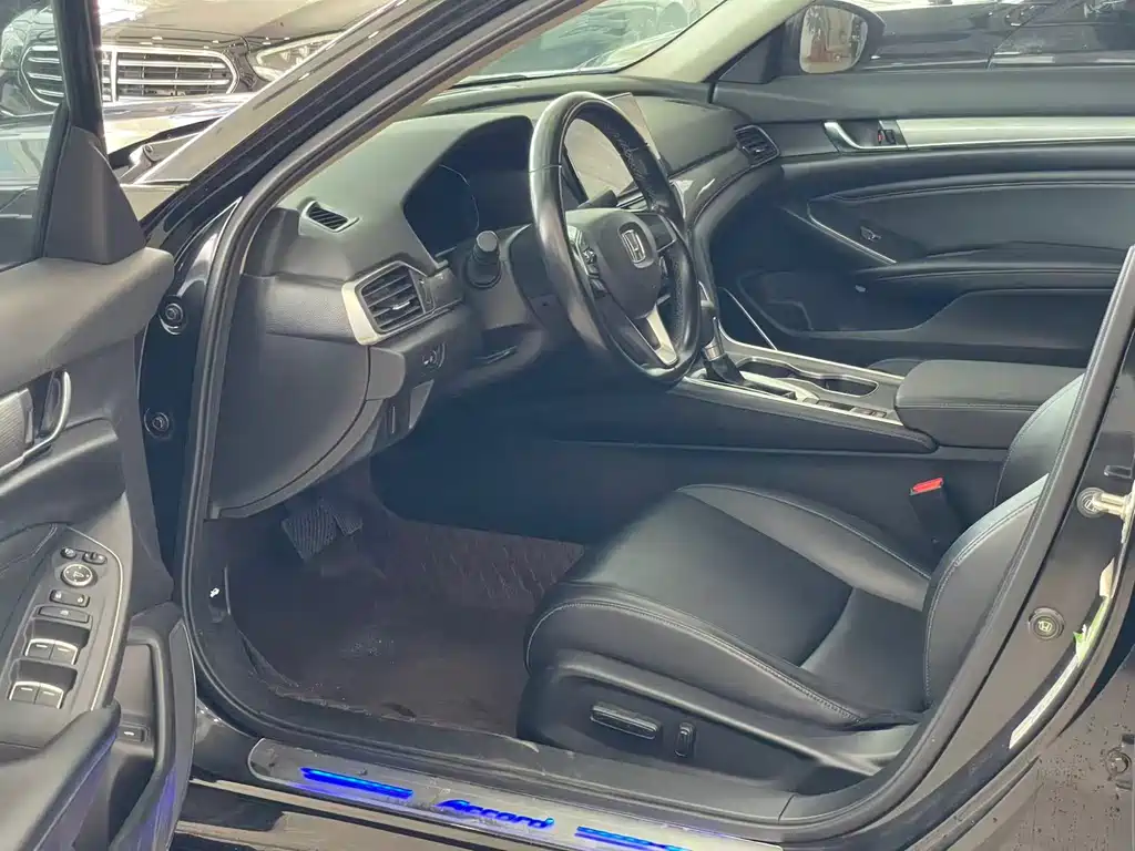 Accord 2022 260TURBO Deluxe Edition купить на сайте DeffCars
