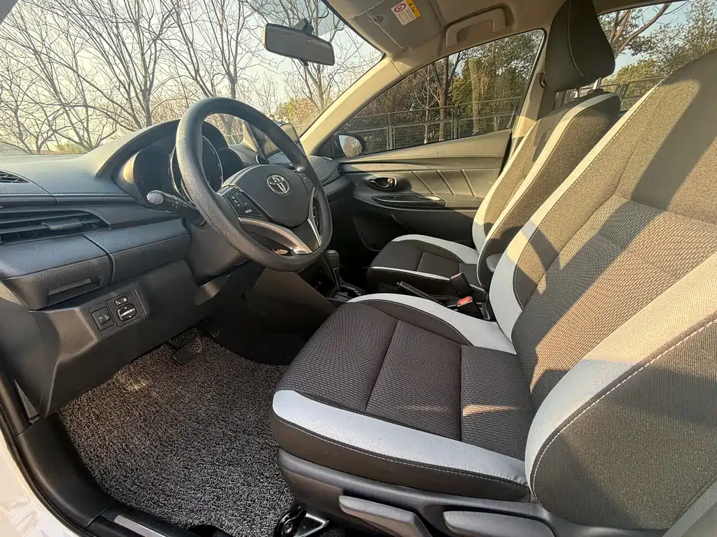 YARiS L Zhixuan 2022 model Zhixuan X 1.5L CVT leading PLUS version купить на сайте DeffCars