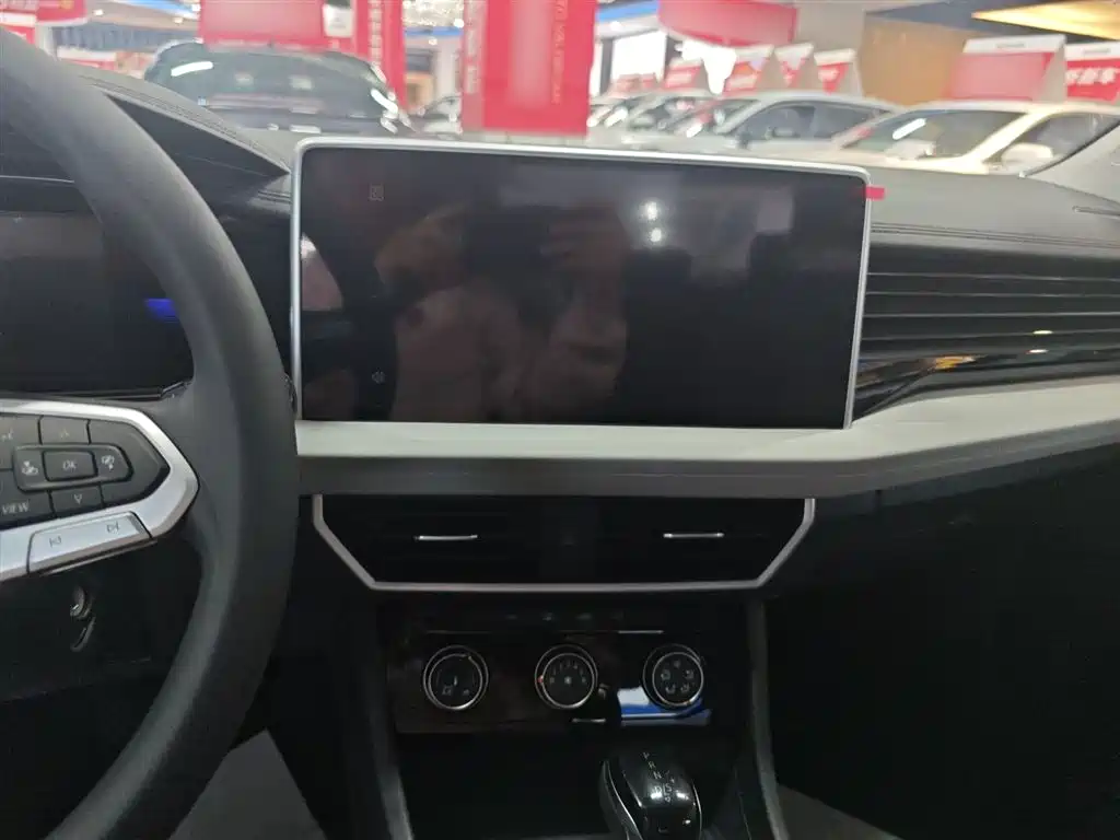 Jetta VA7 2025 1.4T automatic listening version купить на сайте DeffCars