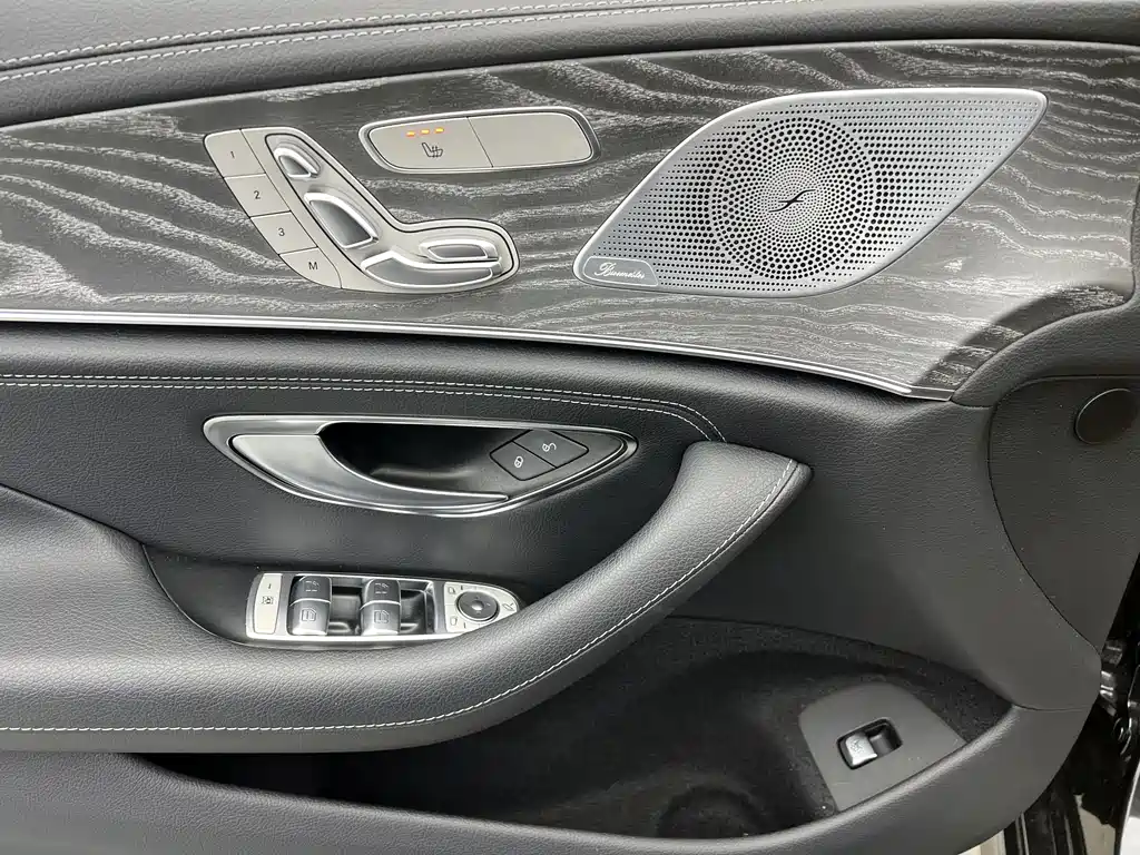 Mercedes-Benz CLS 2020 CLS 300 luxury model купить на сайте DeffCars