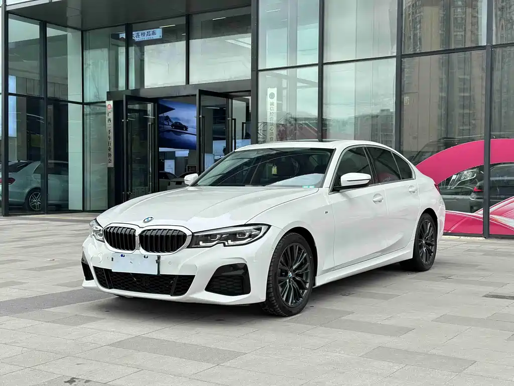 BMW 3 Series 2021 325i M Sports Package купить на сайте DeffCars