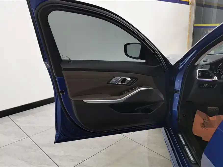 BMW 3 Series 2020 facelift 325Li M Sports Package купить на сайте DeffCars