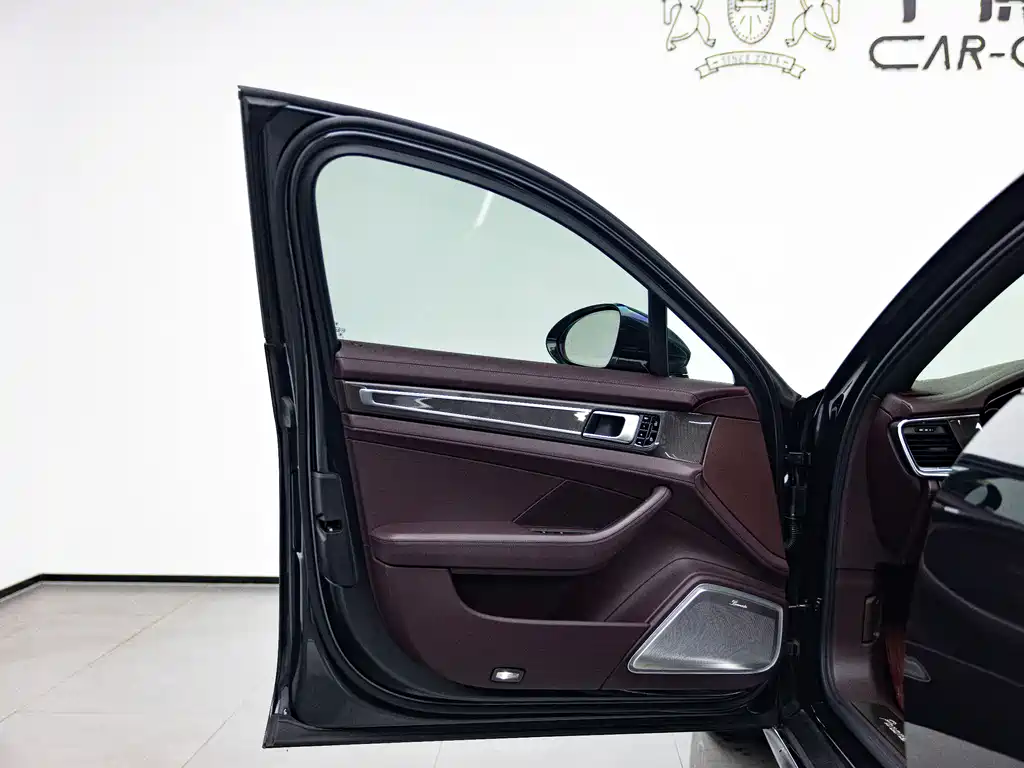 Panamera 2021 Panamera Executive Extended Edition 2.9T купить на сайте DeffCars
